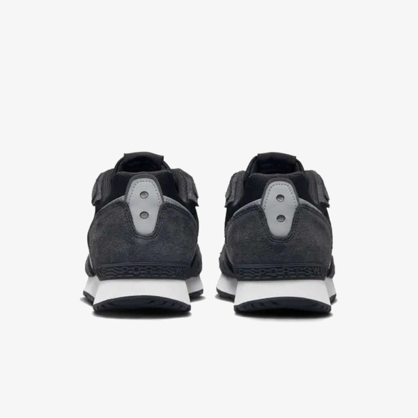 Nike Pantofi Sport Venture Runner 