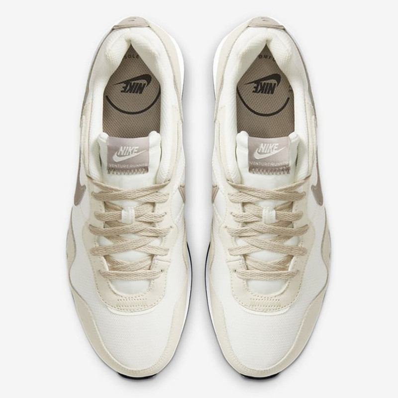 Nike Pantofi Sport NIKE VENTURE RUNNER 