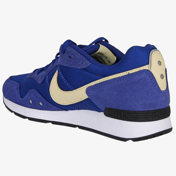 Nike Pantofi Sport Venture Runner 