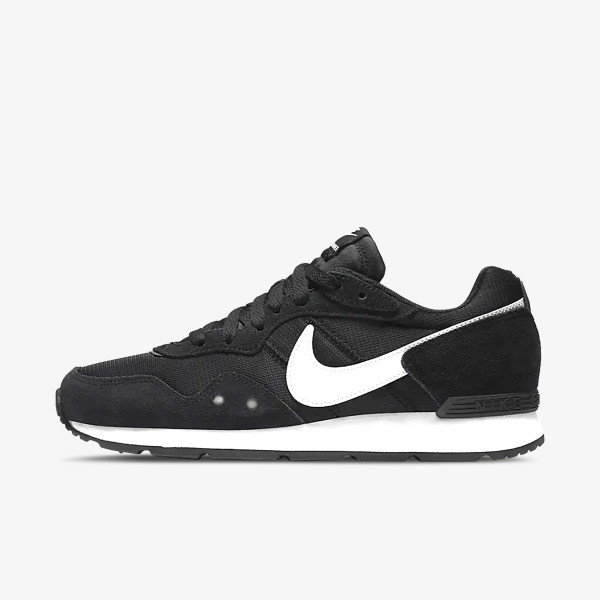 Nike Pantofi Sport Venture Runner 