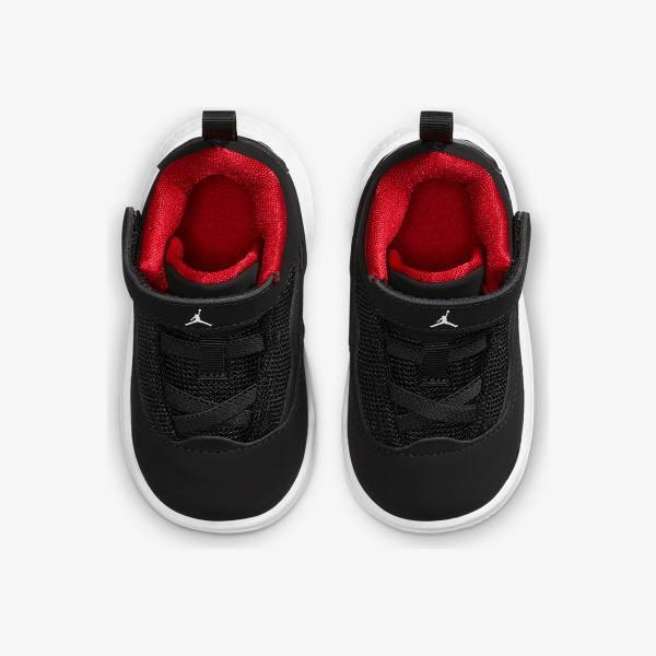 Nike Pantofi Sport JORDAN MAX AURA 2 BT 