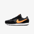 Nike Pantofi Sport MD Valiant 