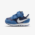 Nike Pantofi Sport MD Valiant 