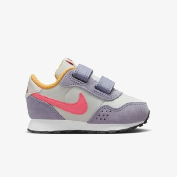 Nike Pantofi Sport MD Valiant 