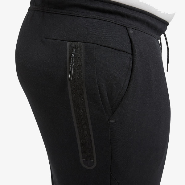 Nike Pantaloni de trening Sportswear Tech 