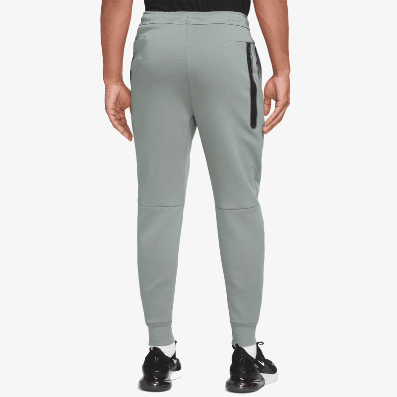 Nike Pantaloni de trening Sportswear Tech 