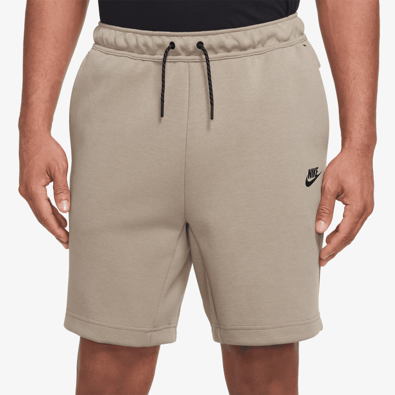Nike Pantaloni scurti Sportswear Tech Fleece 
