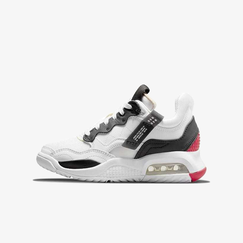 Nike Pantofi Sport JORDAN MA2 
