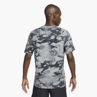 Nike Tricou fara maneci PRO SLIM CAMO 