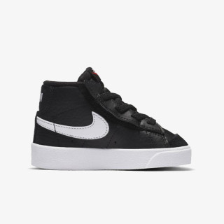 Nike Pantofi Sport BLAZER MID '77 BT 