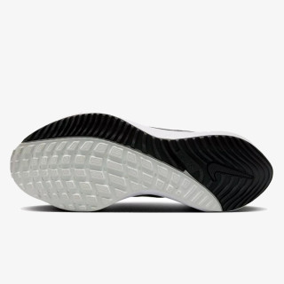 NIKE Pantofi Sport Vomero 16 