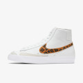 Nike Pantofi Sport Nike W BLAZER MID '77 SE 