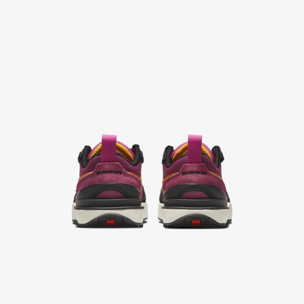 Nike Pantofi Sport WAFFLE ONE 