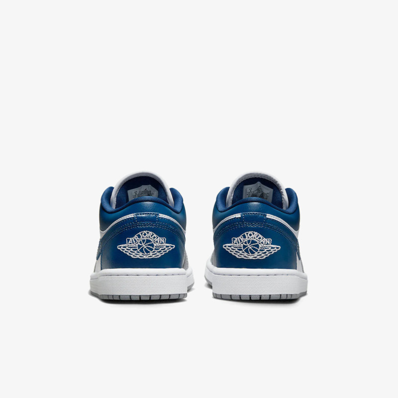 Nike Pantofi Sport WMNS AIR JORDAN 1 LOW 