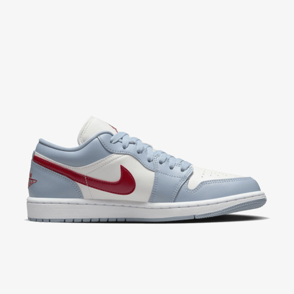 Nike Pantofi Sport WMNS AIR JORDAN 1 LOW 