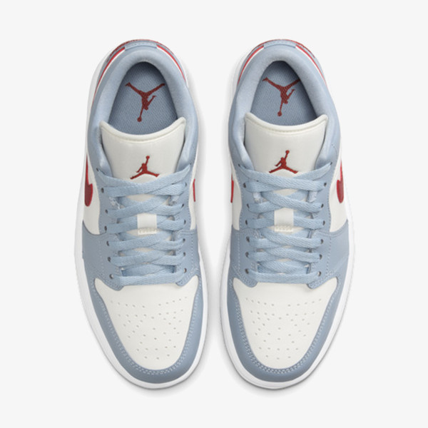 Nike Pantofi Sport WMNS AIR JORDAN 1 LOW 