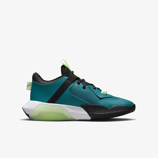 Nike Pantofi Sport Air Zoom Crossover 