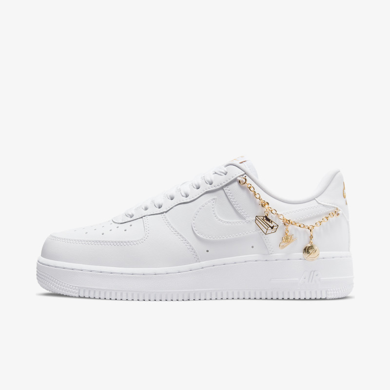 Nike Pantofi Sport Air Force 1 ’07 LX 