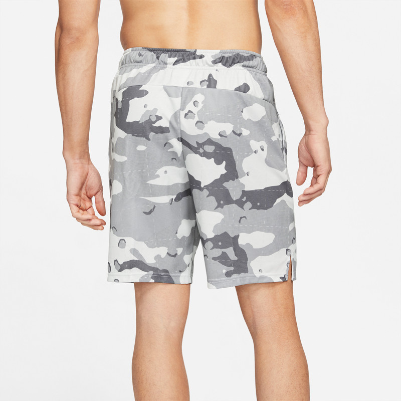 NIKE Pantaloni scurti Dri-FIT