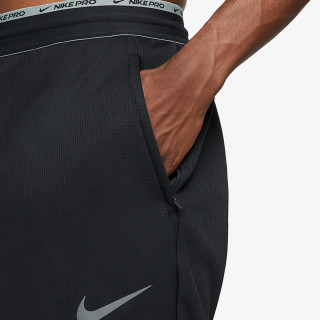 Nike Pantaloni de trening M NP TF THRMA SPHR PANT 