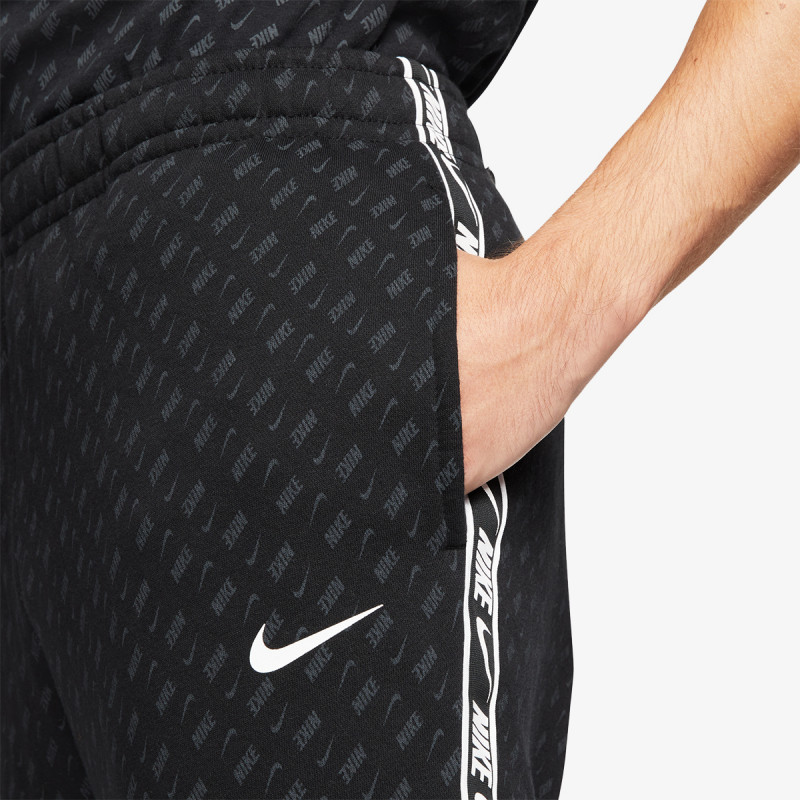 Nike Pantaloni de trening M NSW REPEAT FLC JOGGER PRNT 