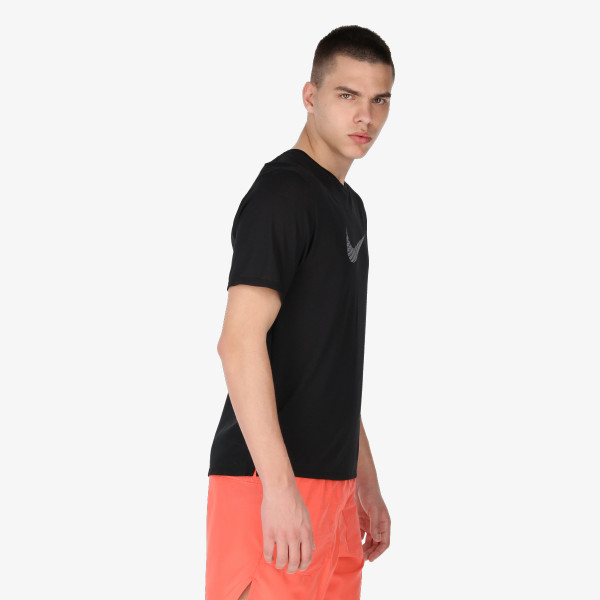 Nike Tricou Dri-FIT Run Division Miler 