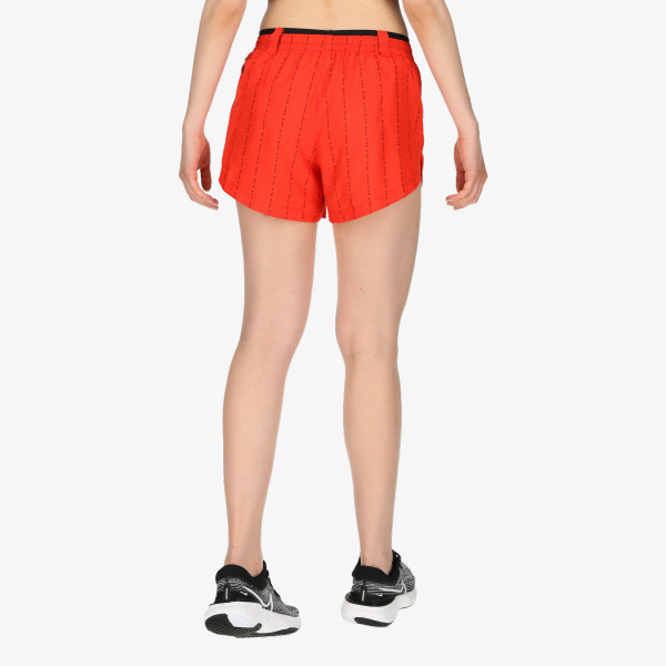 Nike Pantaloni scurti Dri-FIT Tempo Luxe Icon Clash 