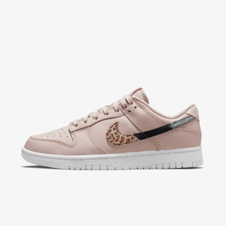 Nike Pantofi Sport W NIKE DUNK LOW SE 