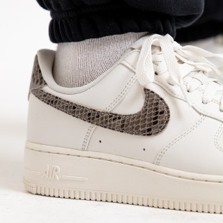 Nike Pantofi Sport WMNS AIR FORCE 1 '07 REC 