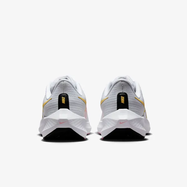 NIKE Pantofi Sport Pegasus 39 