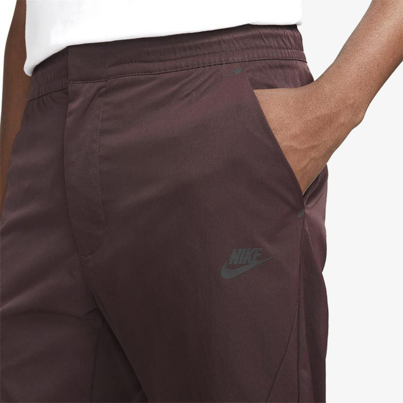 Nike Pantaloni de trening Sportswear Tech Essentials 