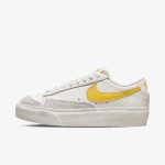 Nike Pantofi Sport Blazer Low Platform 