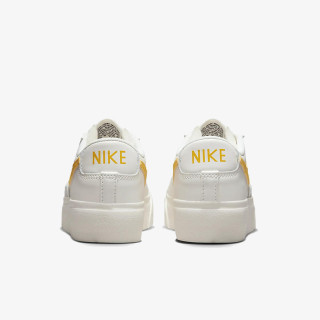 Nike Pantofi Sport Blazer Low Platform 
