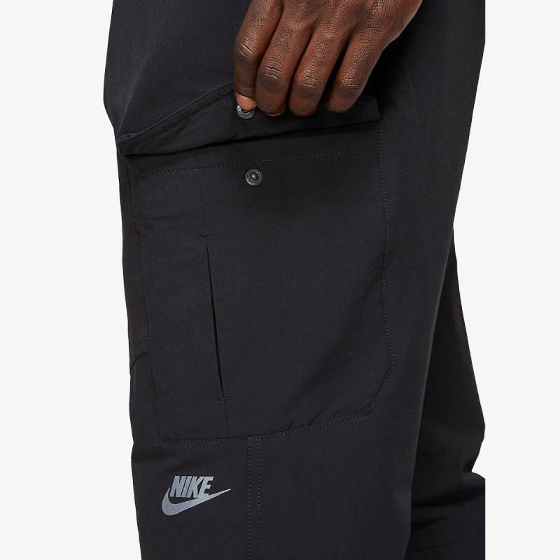 Nike Pantaloni de trening Sportswear Air Max Woven Cargo Jogger Pants 