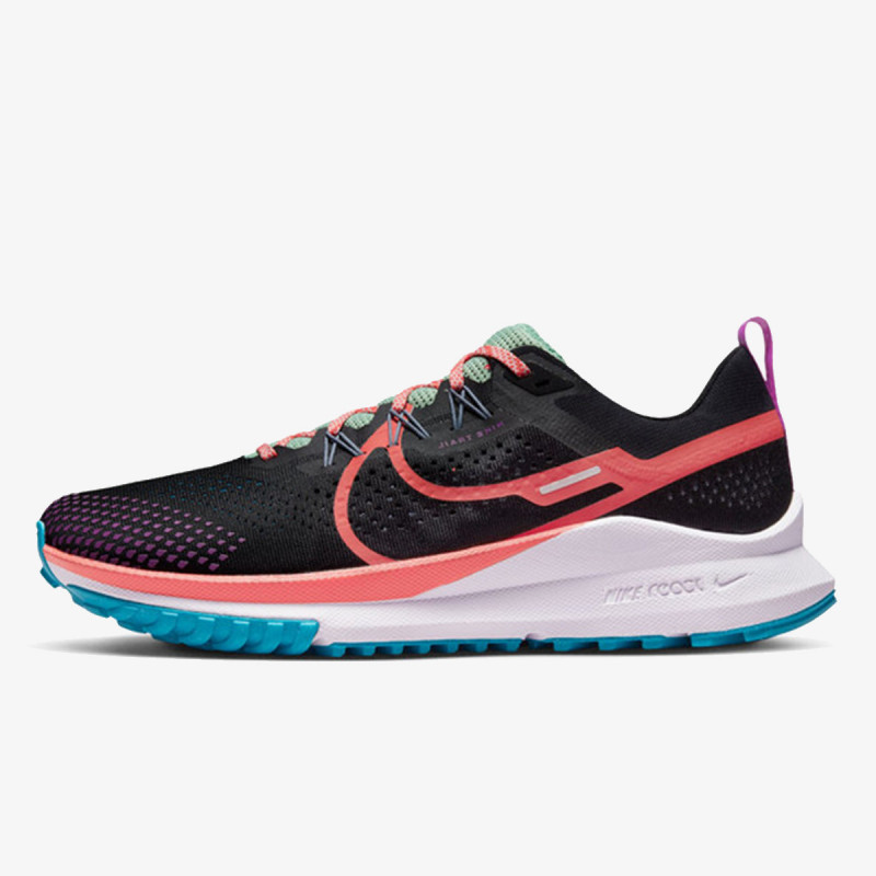 Nike Pantofi Sport Pegasus Trail 4 