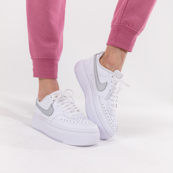 Nike Pantofi Sport Court Vision Alta 