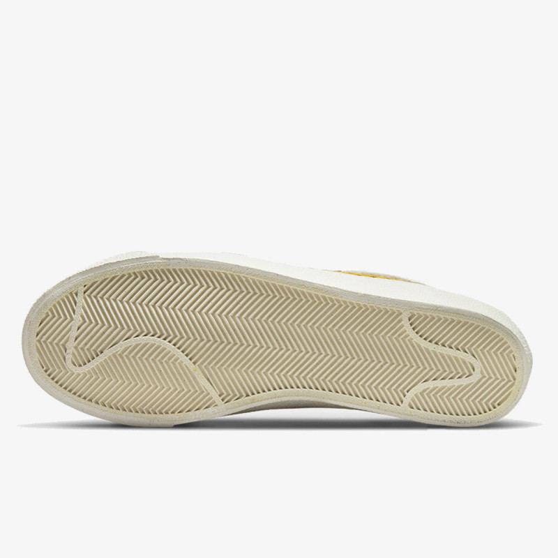 Nike Pantofi Sport Blazer Low '77 SE Next Nature