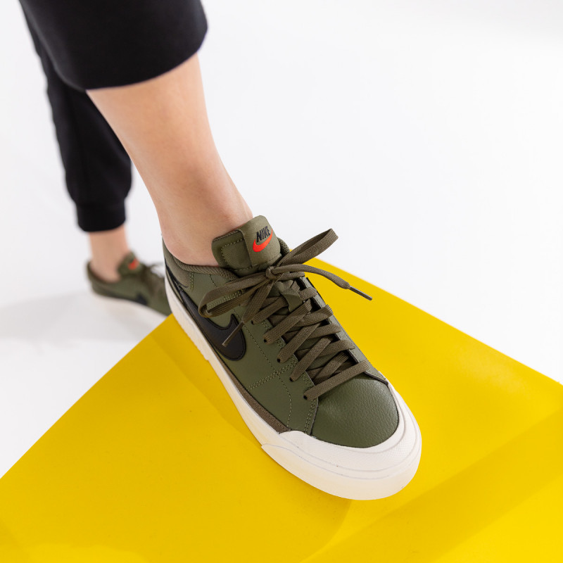 Nike Pantofi Sport Court Legacy Lift 