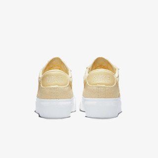 Nike Pantofi Sport Blazer Low Platform 