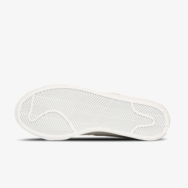 Nike Pantofi Sport Blazer Low Platform 