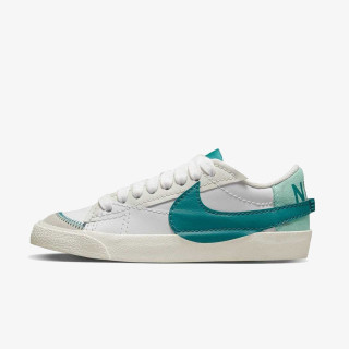 Nike Pantofi Sport W BLAZER LOW '77 JUMBO 
