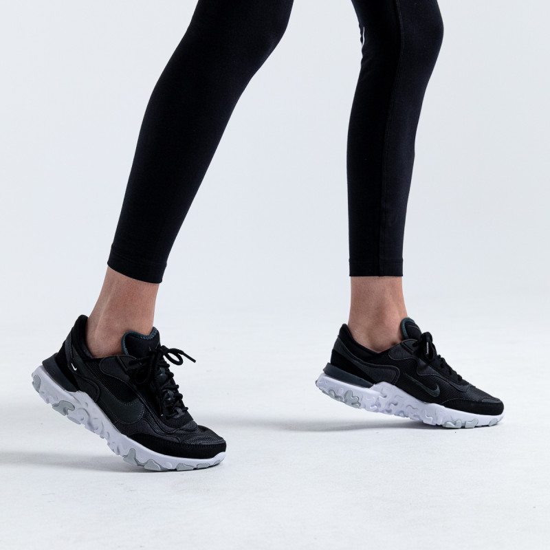 Nike Pantofi Sport React Revision 