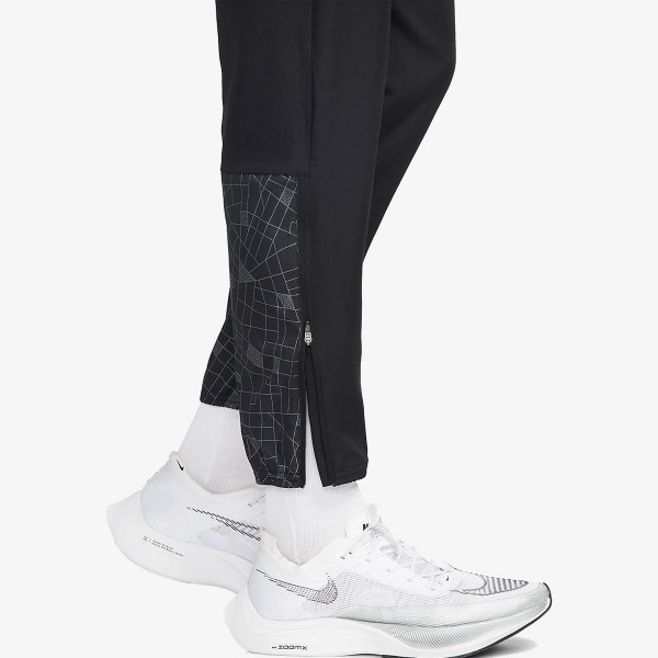 Nike Pantaloni de trening Run Division Challenger 