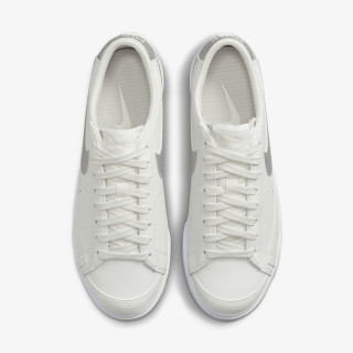 Nike Pantofi Sport Blazer Low Platform 