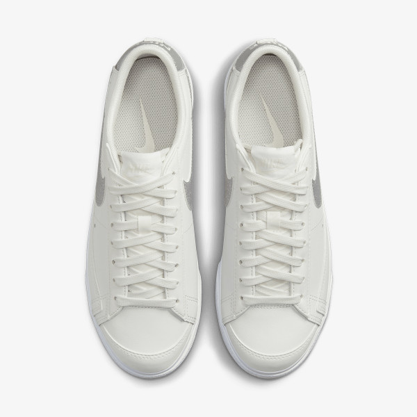 Nike Pantofi Sport Blazer Low Platform 