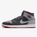 Nike Pantofi Sport AIR JORDAN 1 MID 