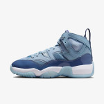 Nike Pantofi Sport WMNS JUMPMAN TWO TREY 
