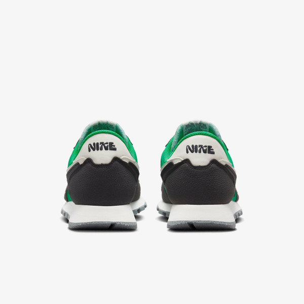 Nike Pantofi Sport NIKE AIR PEGASUS 83 FIBER 