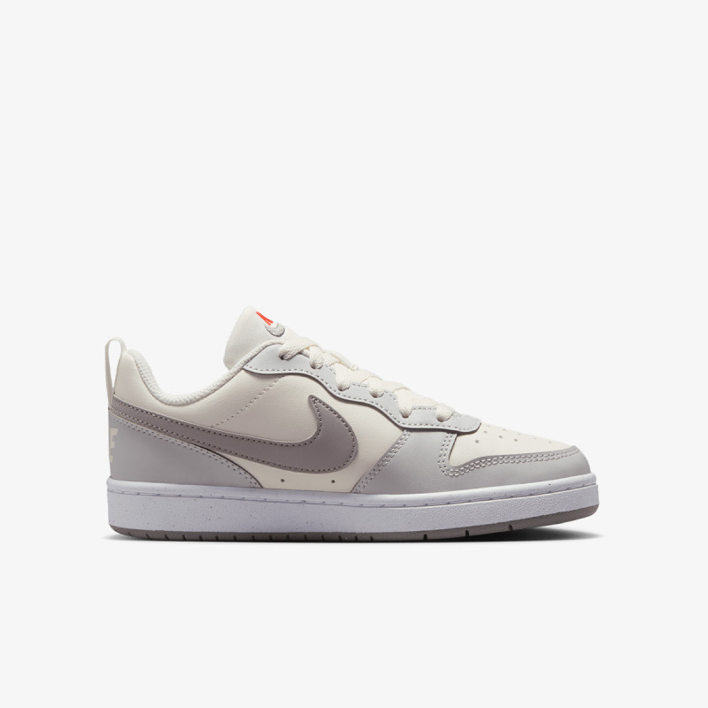 Nike Pantofi Sport Court Borough Low Recraft 