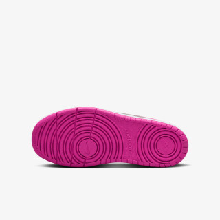 Nike Pantofi Sport Court Borough Low Recraft 